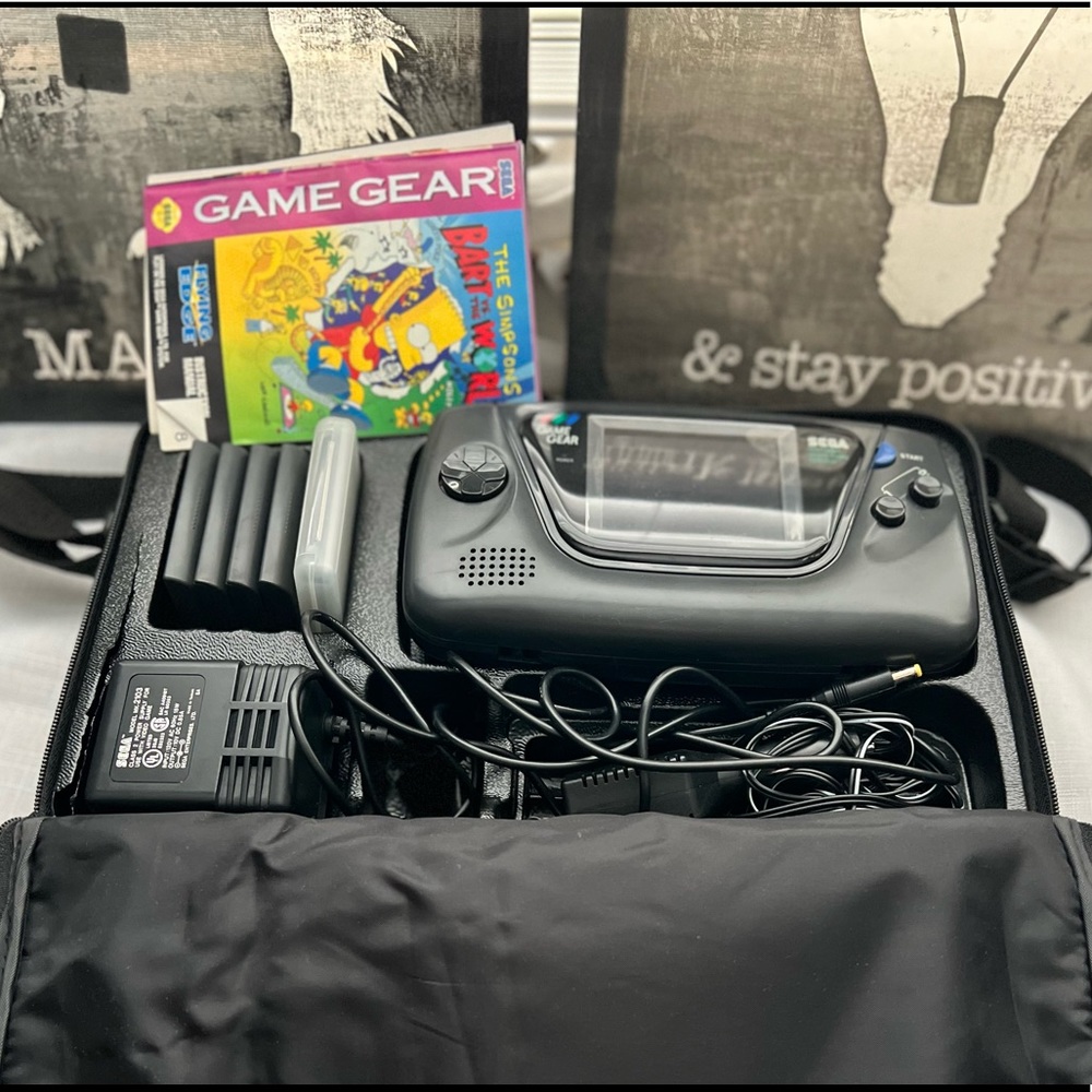 Vintage Game Gear Gaming System